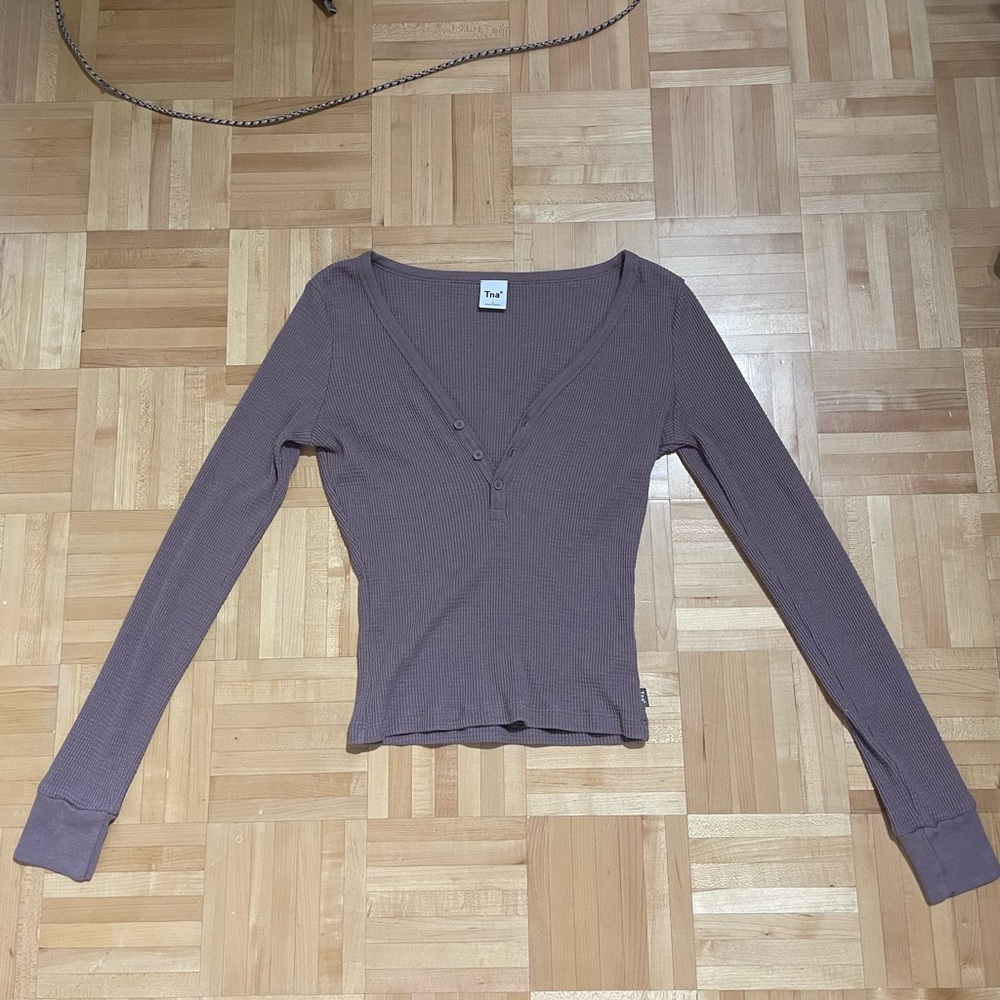 TNA Mauve Long Sleeve V-Neck Top